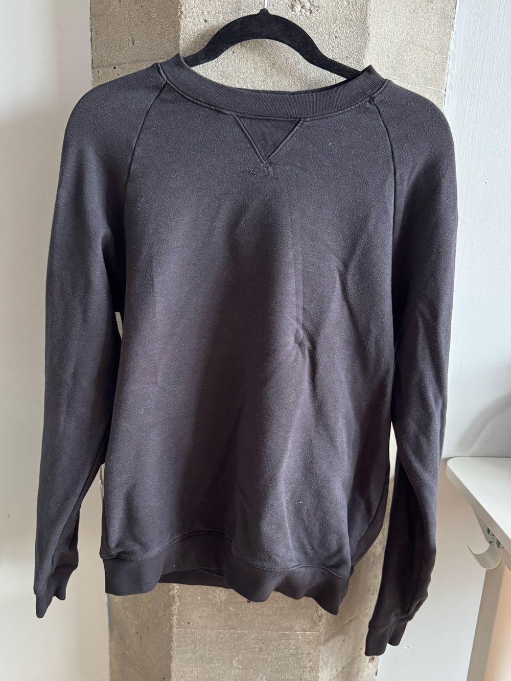 Brooklinen Lounge Wear Collection Black Crewneck Soft Fleece Sweatshirt